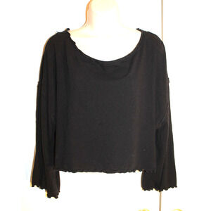 Free People We the Free Black Bell Sleeve Crop Cotton T-Shirt sz S